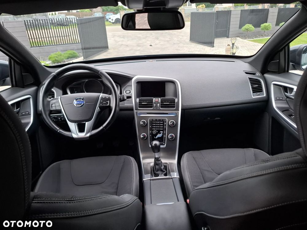 Volvo XC 60 D3 Momentum - 19