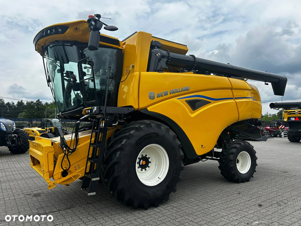 New Holland CX6.80