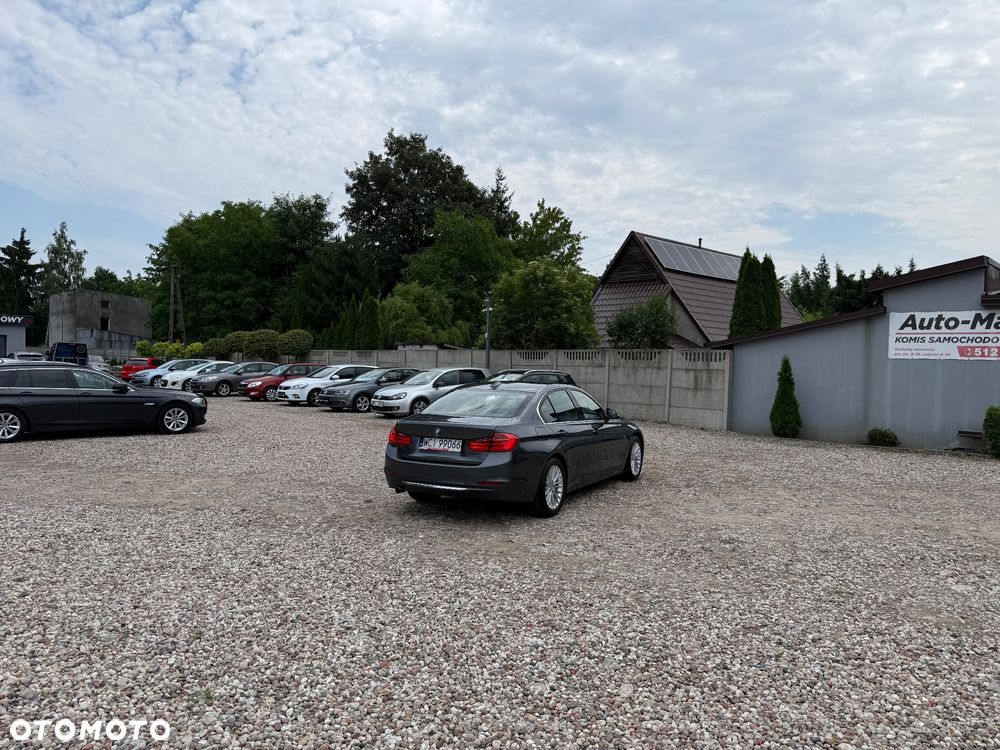 BMW Seria 3 320d - 23