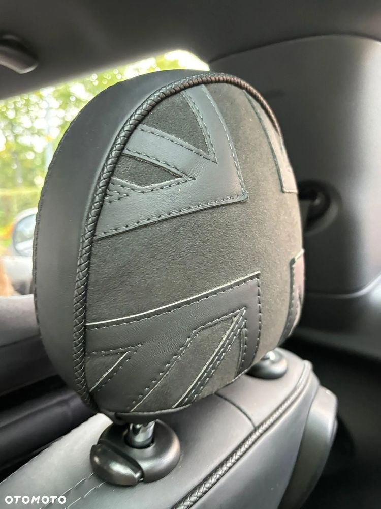 MINI John Cooper Works - 16
