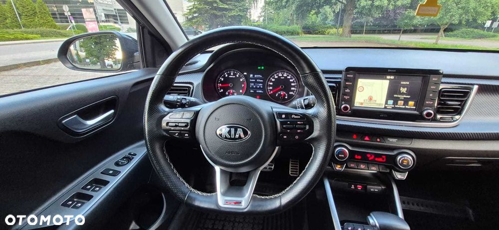 Kia Rio - 5
