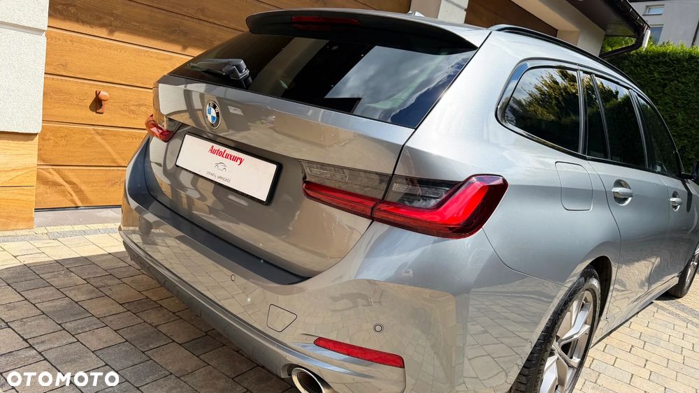 BMW Seria 3 320d M Sport Shadow sport - 9