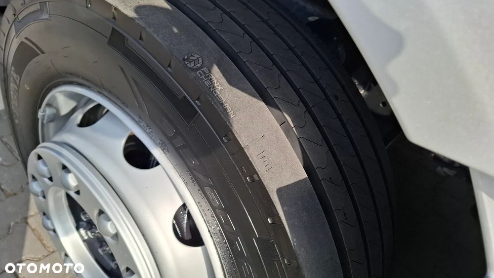 MAN TGX 18.510 / RETARDER / LOW DECK / MEGA / KLIMA POSTOJOWA / NA GWARANCJI 2027 - 18