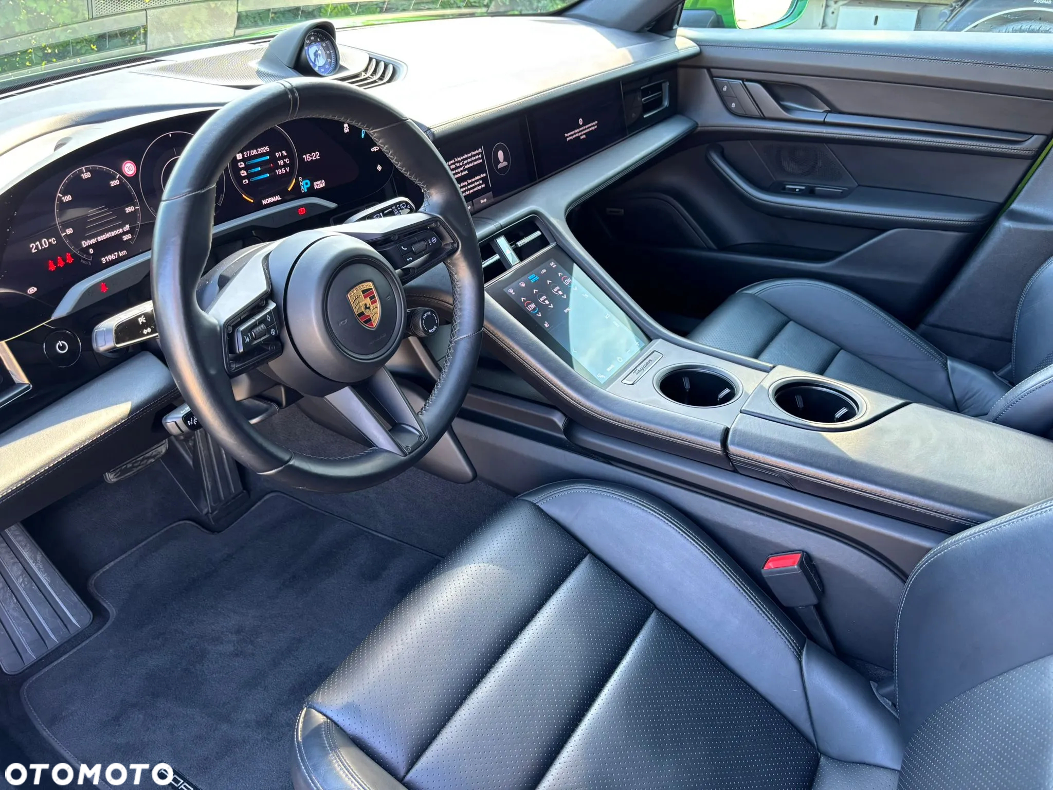 Porsche Taycan 4 Cross Turismo - 10