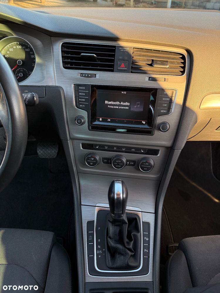 Volkswagen Golf 1.2 TSI DSG Comfortline - 30