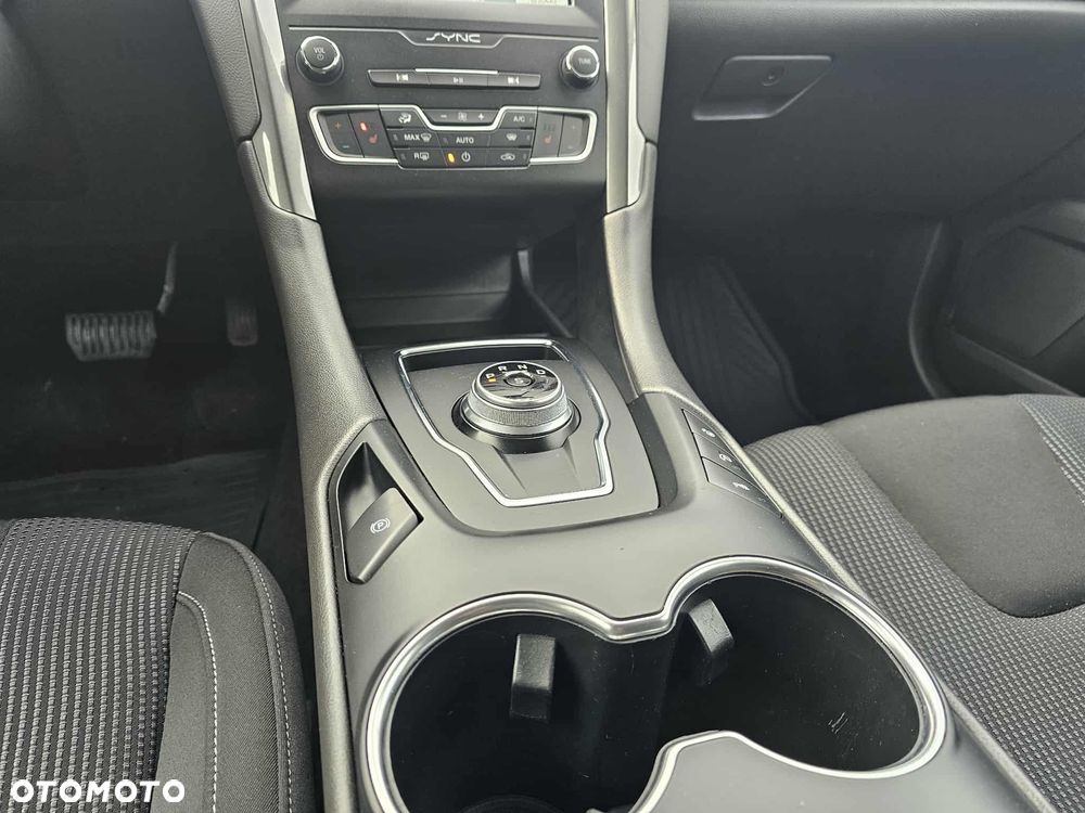 Ford Mondeo 2.0 EcoBlue Titanium - 14