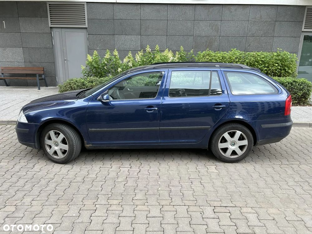 Skoda Octavia 1.6 FSI Elegance - 12