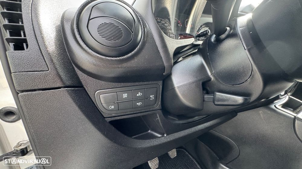 Fiat Fiorino 1.3 M-jet SX - 18