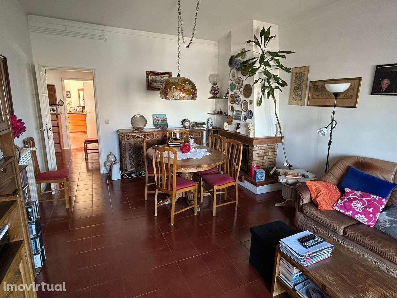 Vende-se T2 na Rua 5 de Outubro - Grande imagem: 2/32