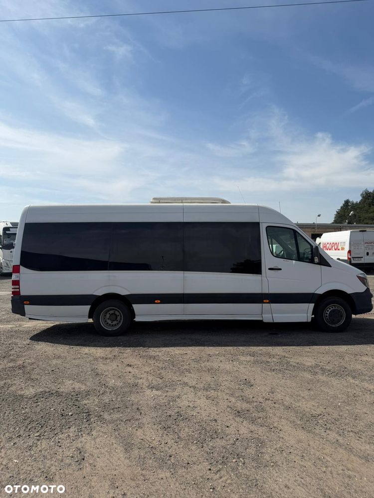 Mercedes-Benz Sprinter - 4