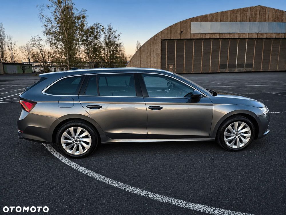 Skoda Octavia 2.0 TDI DSG Premium Edition - 4
