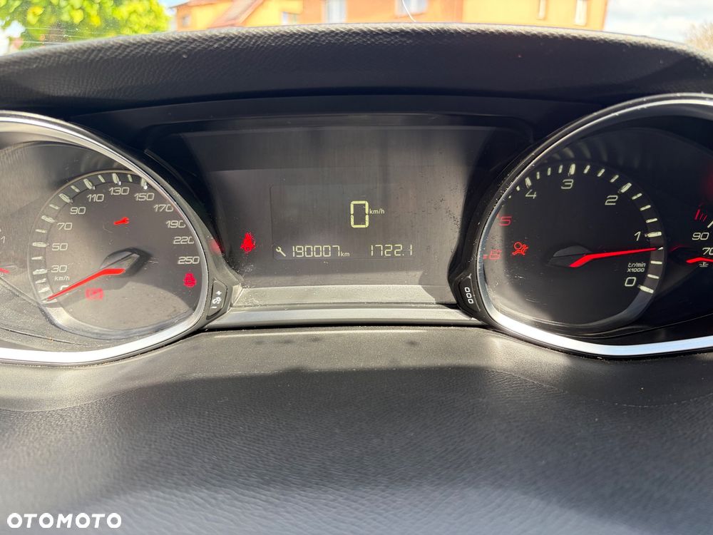 Peugeot 308 - 22