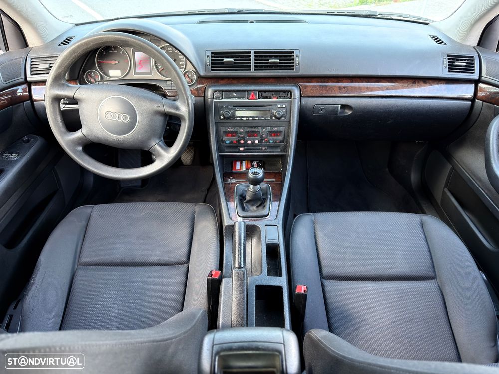 Audi A4 1.9 TDI m5 - 10