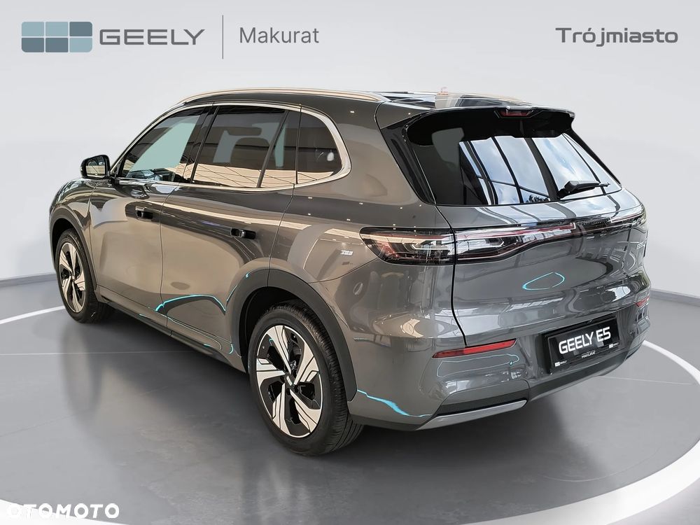 Geely EX5 - 8