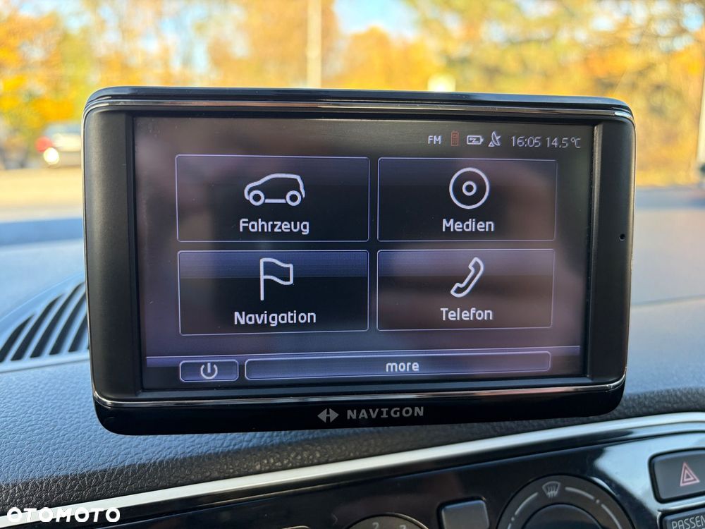 Volkswagen up! take - 18