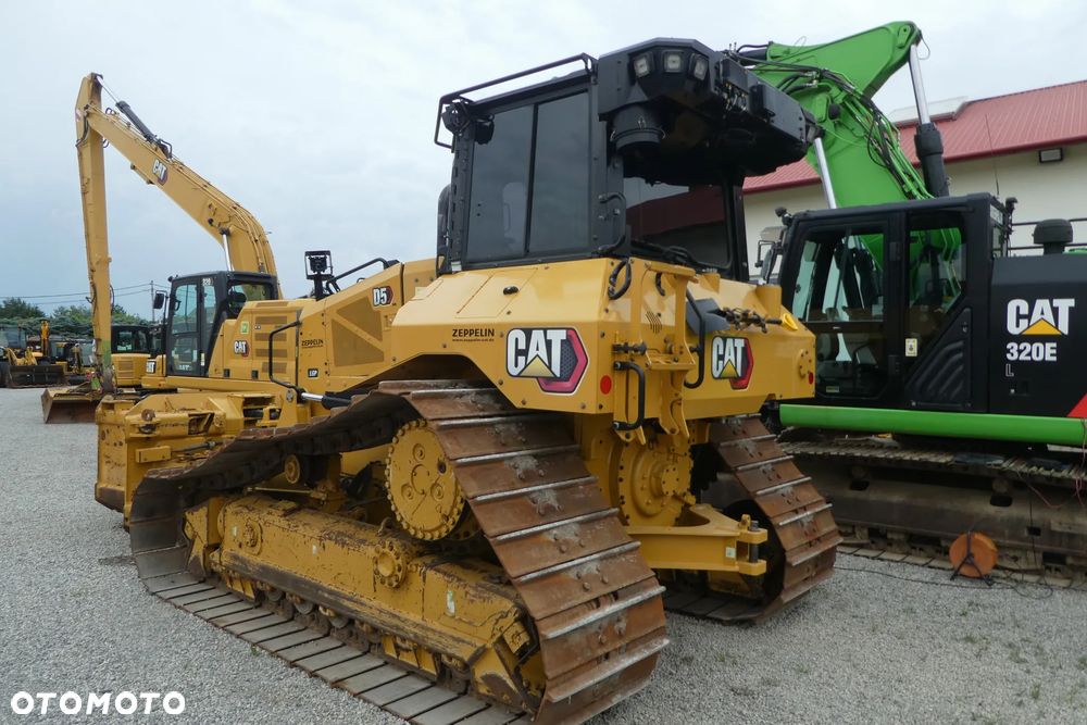 Caterpillar D-5-17A- 04/2020 - 17