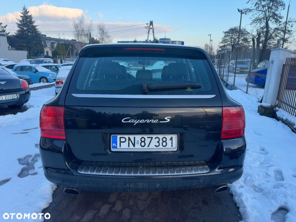 Porsche Cayenne - 5