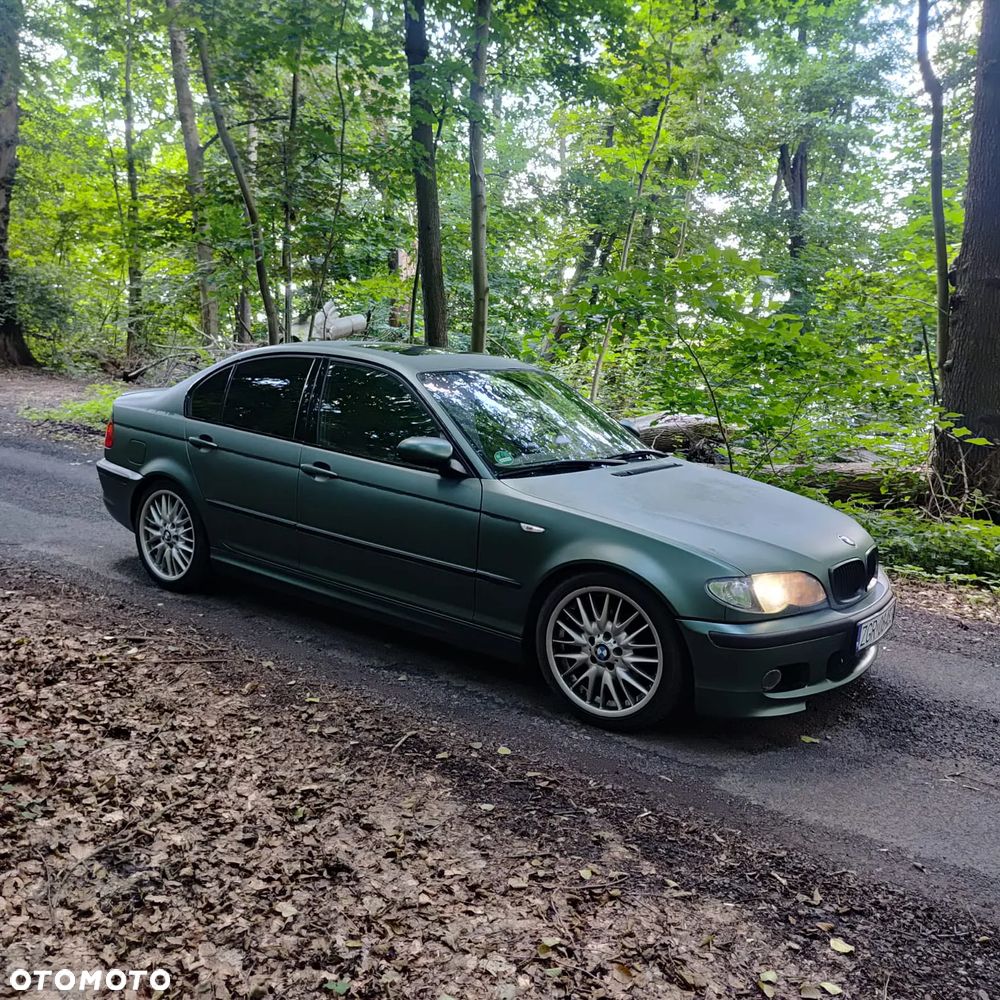 BMW Seria 3 325i - 4