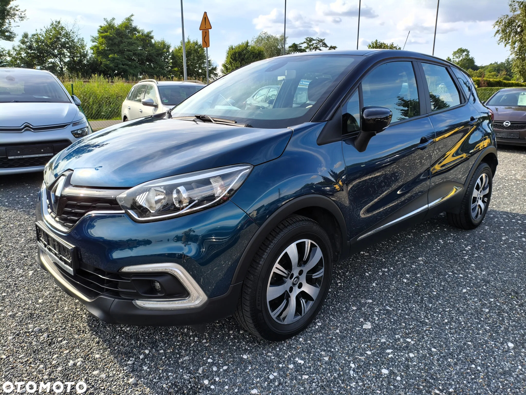 Renault Captur ENERGY TCe 120 EDC Intens - 2