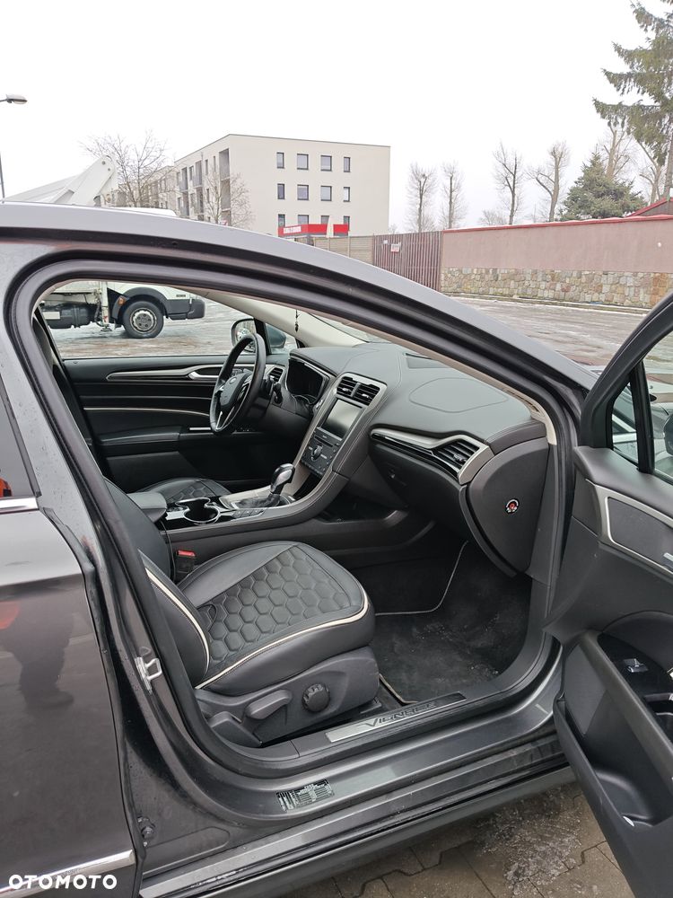 Ford Mondeo 2.0 EcoBoost STart-Stopp Autom Vignale - 12