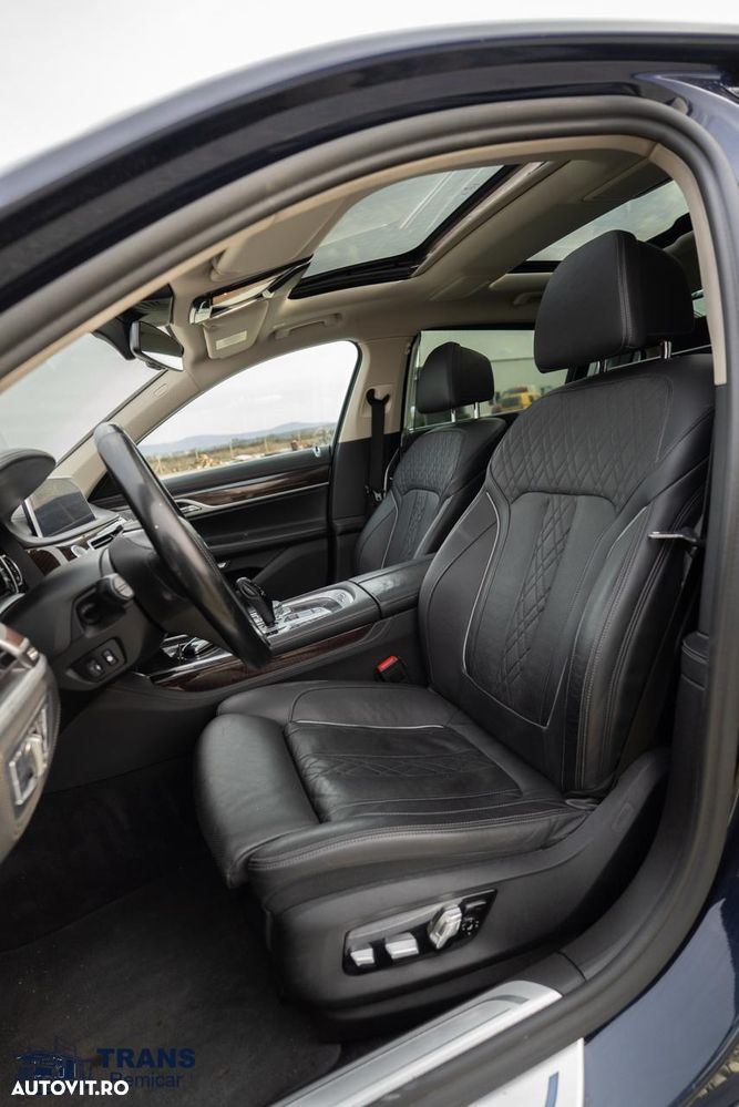BMW Seria 7 - 18