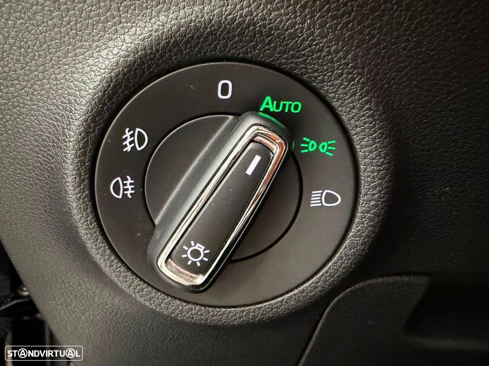 Skoda Karoq 1.0 TSI Selection - 22
