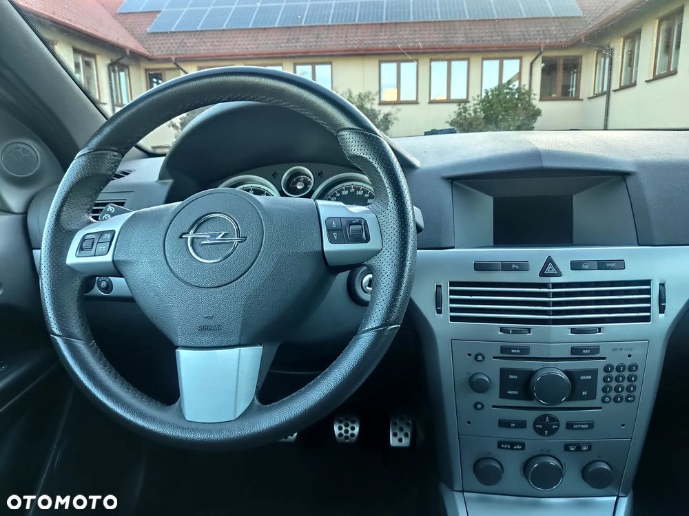 Opel Astra GTC 1.6 Turbo Sport - 16