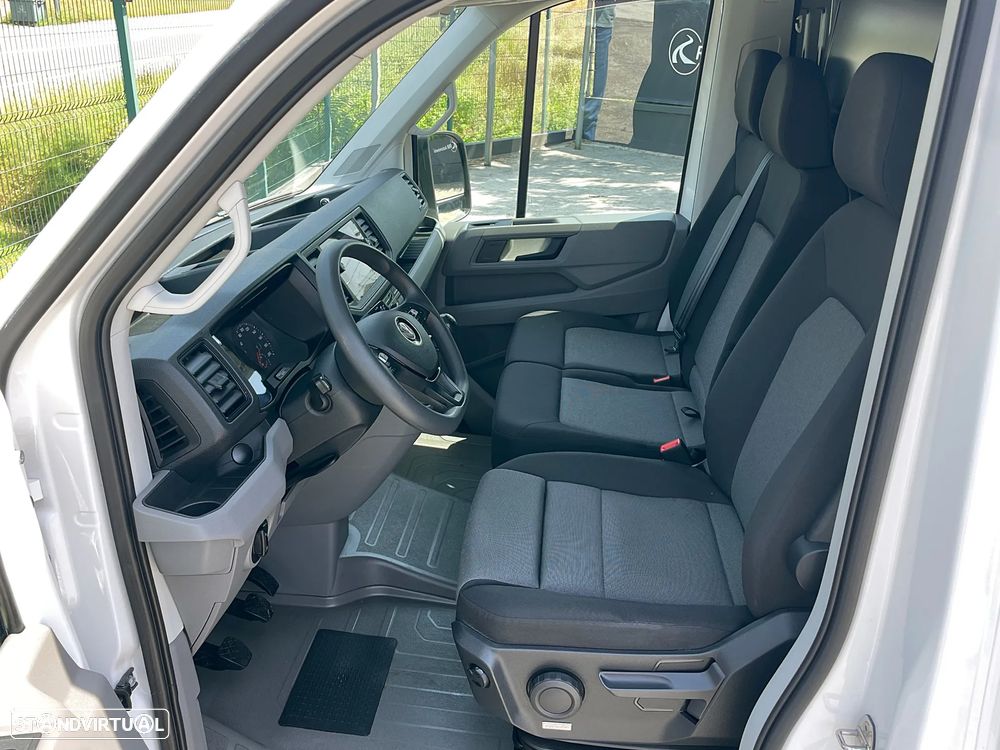 VW Crafter 2.0 TDI L3H3 IVA Dedutível - 20
