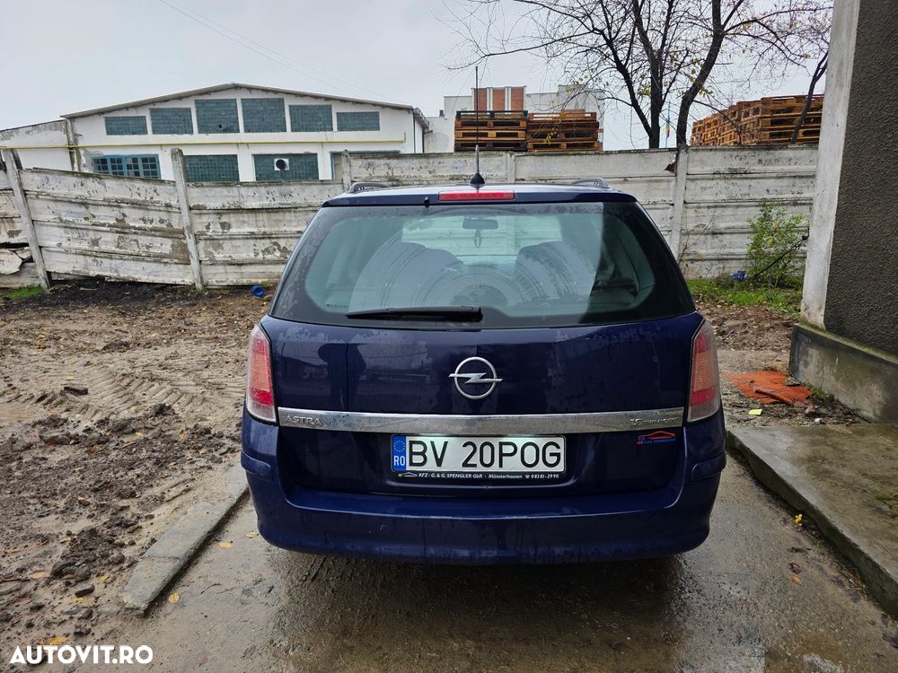 Opel Astra 1.6i Enjoy - 11