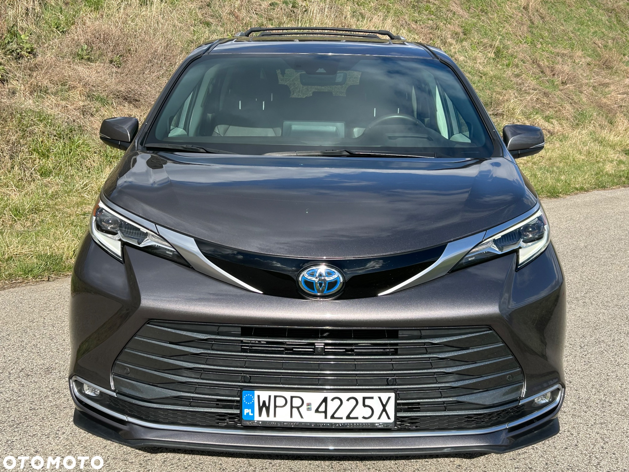 Toyota Sienna - 13