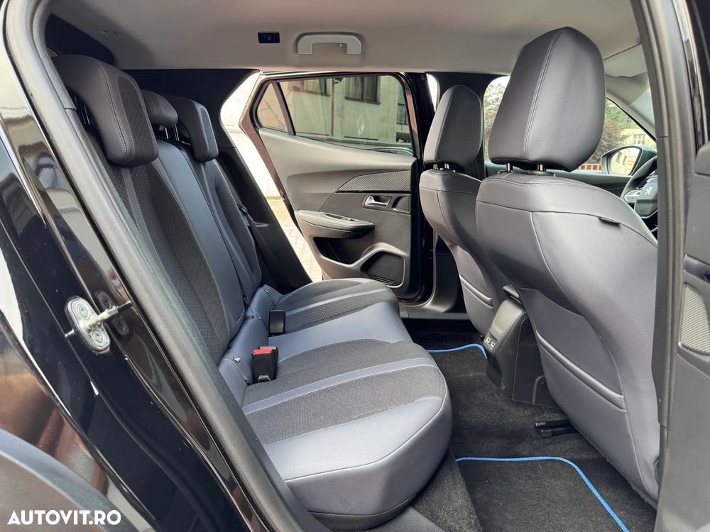 Peugeot 2008 1.2L PureTech 130 S&S EAT8 GT - 18