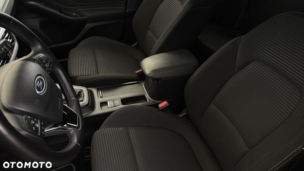 Ford Focus 1.0 EcoBoost mHEV Titanium X - 12