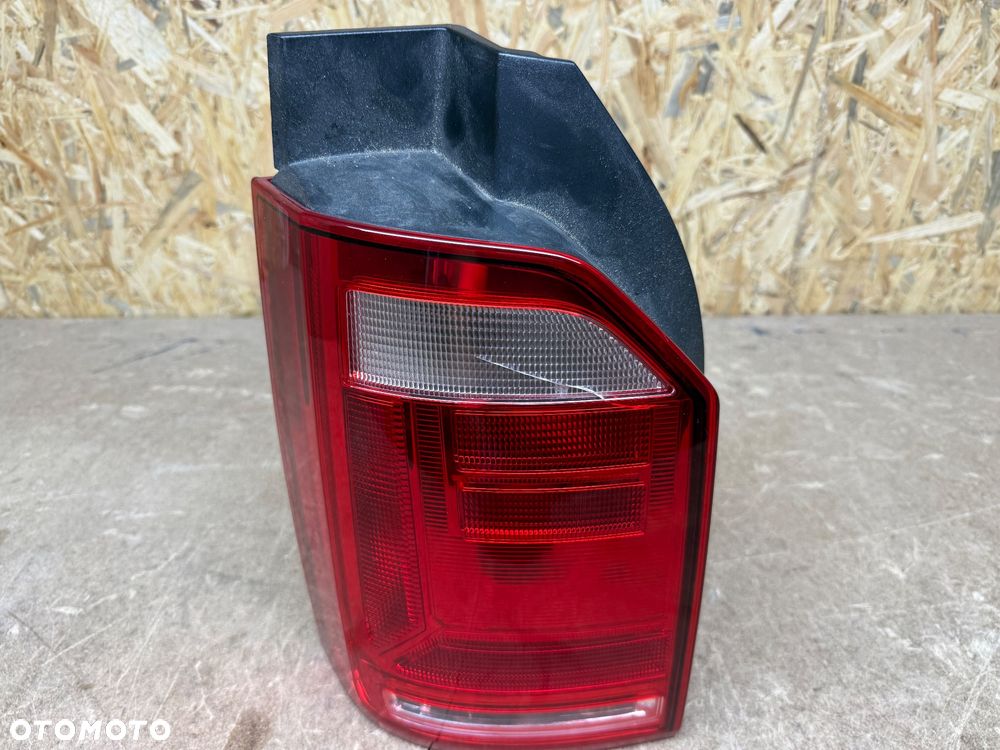 LAMPA TYŁ LEWA VOLKSWAGEN MULTIVAN T6 7E0945095R - 7