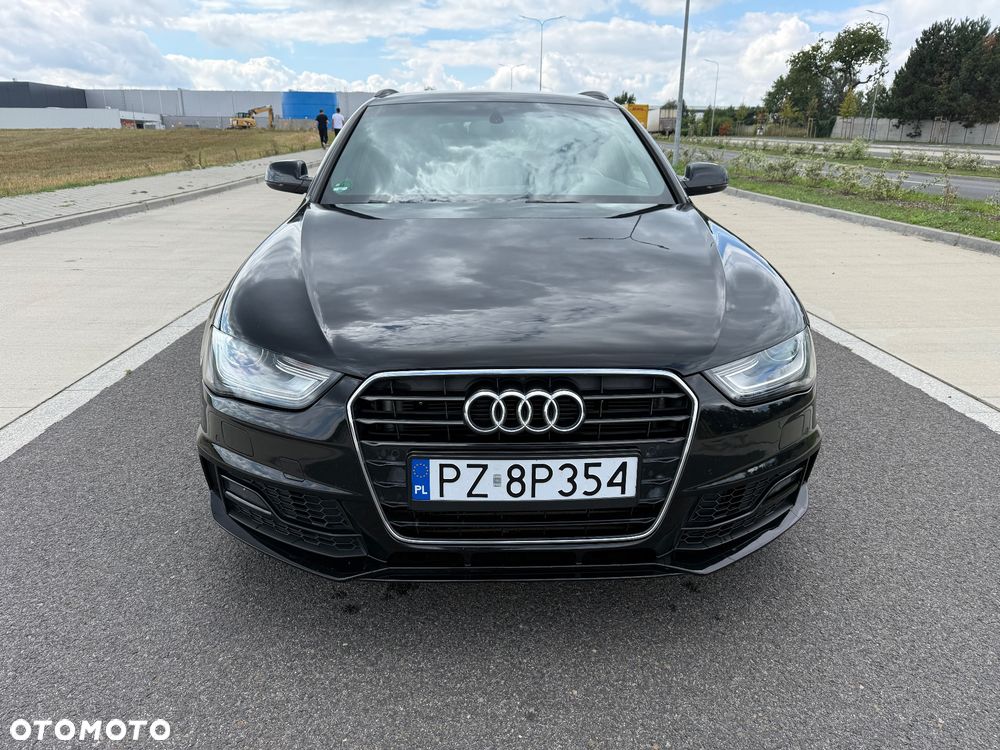 Audi A4 Avant 2.0 TDI DPF quattro S line Sportpaket - 10