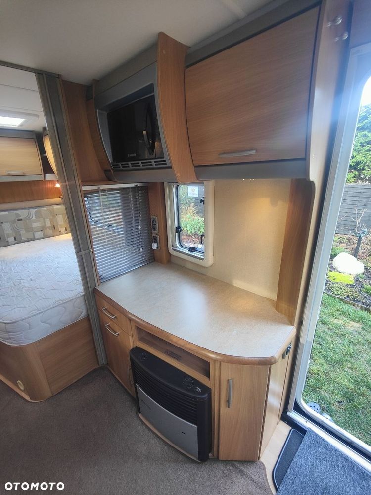 SWIFT CONQUEROR 540 - 8