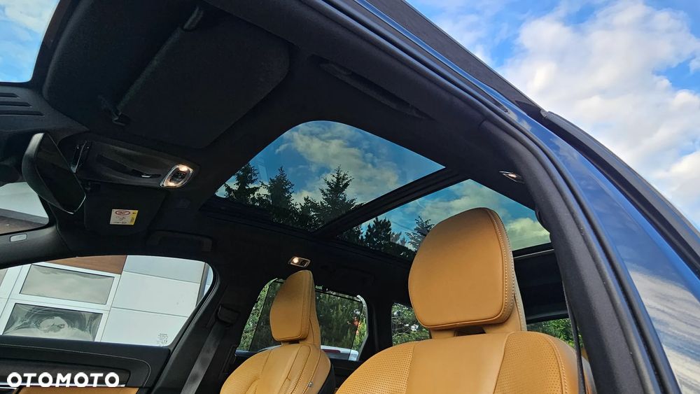Volvo V90 Cross Country - 28
