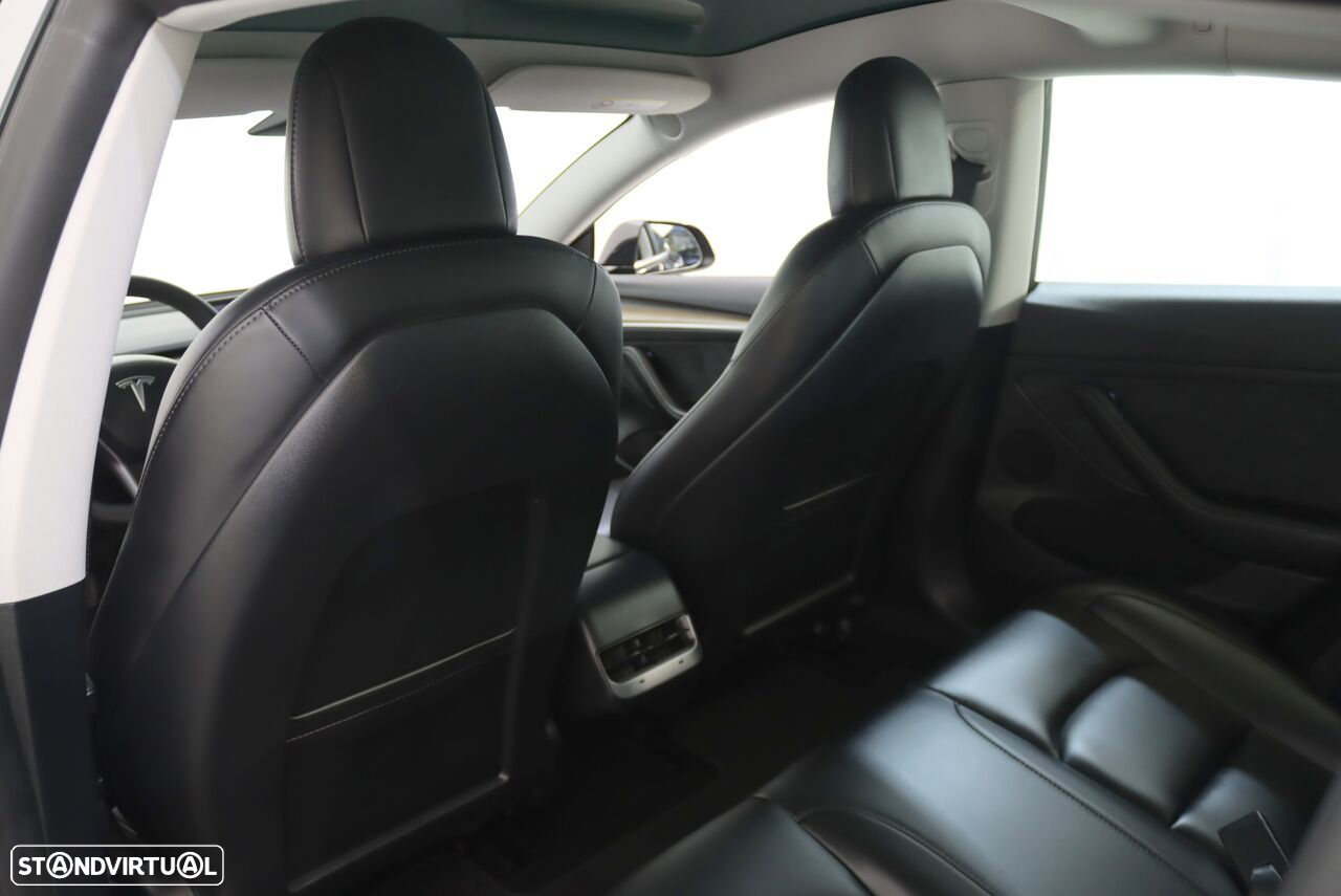 Tesla Model 3 Long Range Tração Traseira - 8