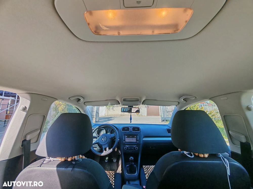 Volkswagen Golf 1.6 TDI DPF Trendline - 11