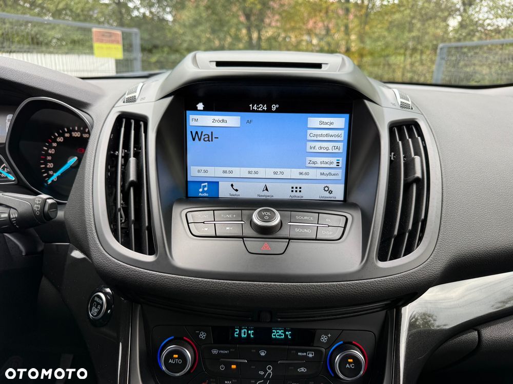 Ford Kuga 1.5 EcoBoost 2x4 Titanium - 22