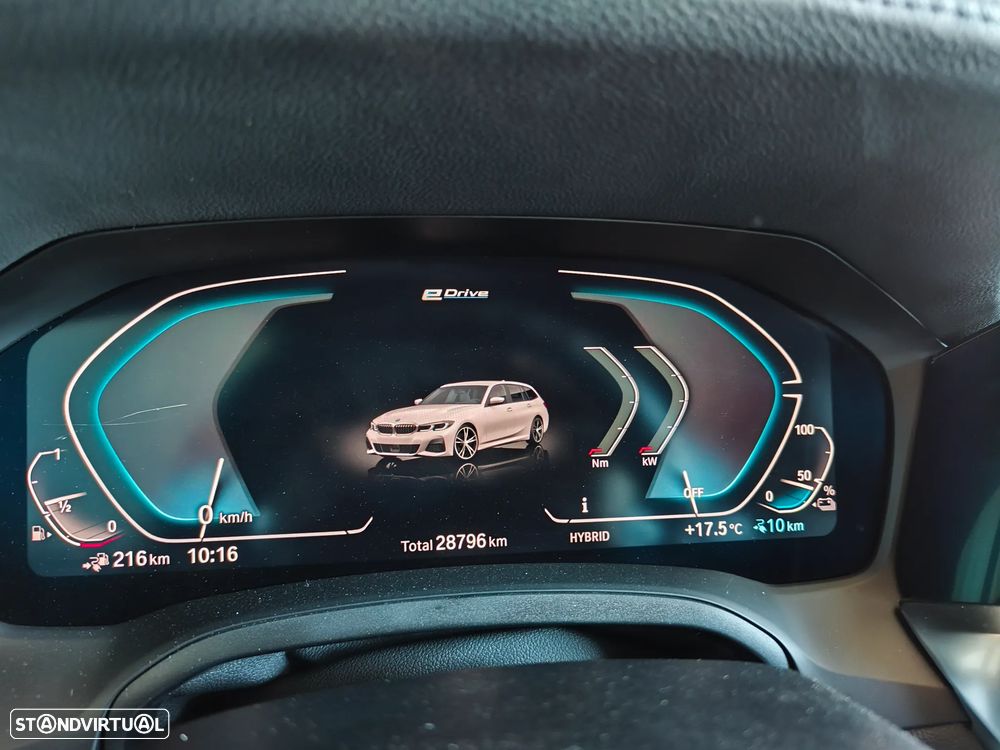 BMW 330 e Pack Desportivo M Auto - 12