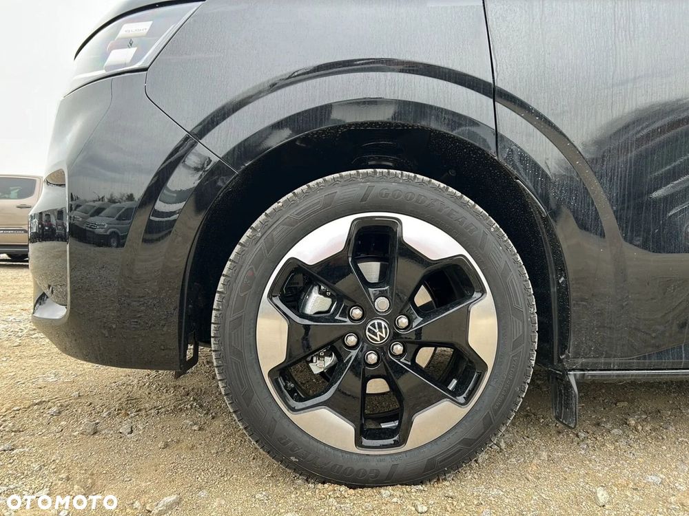 Volkswagen Caravelle - 36