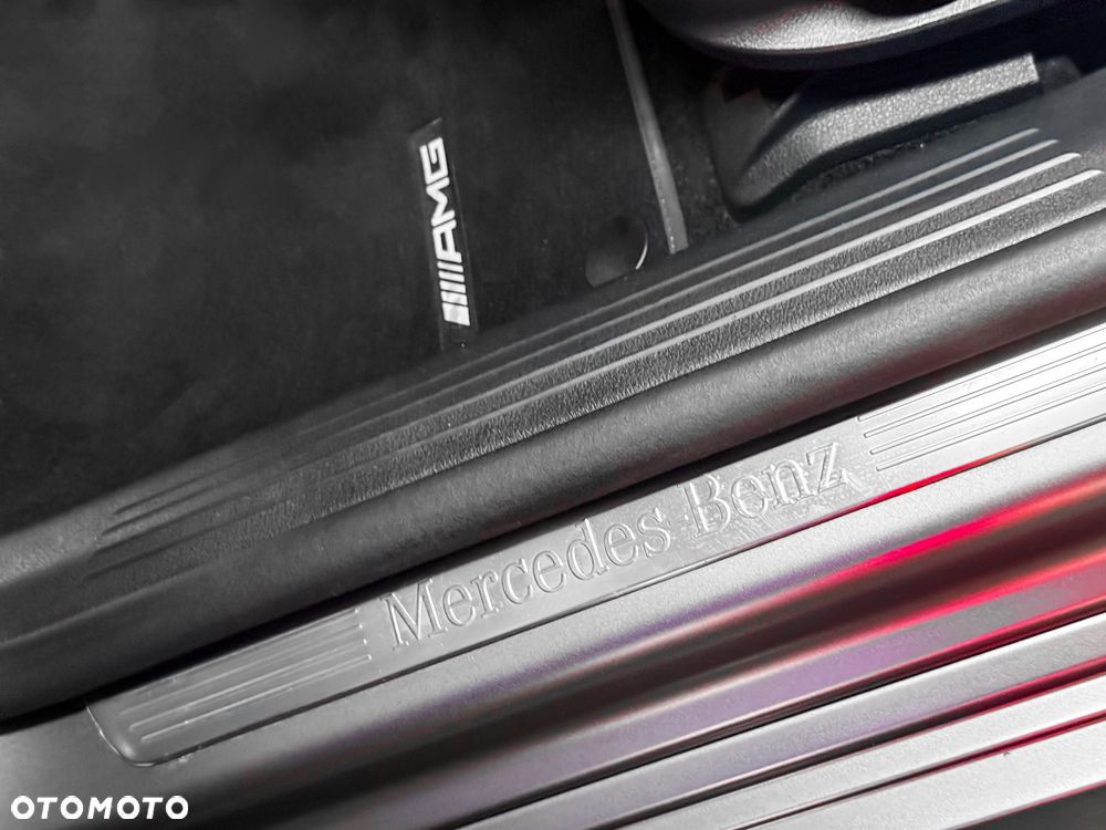 Mercedes-Benz CLA 250 E AMG Line 8G-DCT - 27