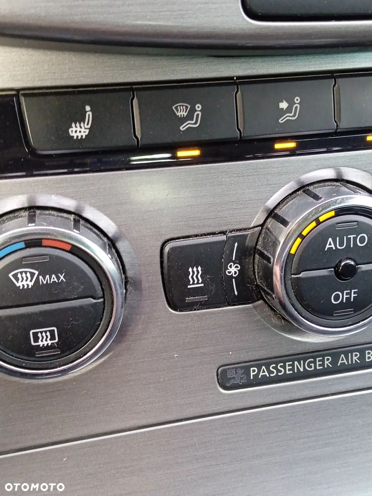 Volkswagen Passat 2.0 TDI BlueMotion Technology Comfortline - 16