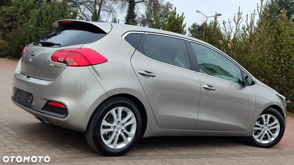 Kia Ceed 1.6 GDI XL - 19