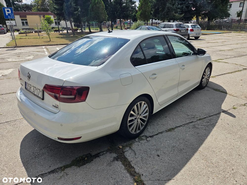Volkswagen Jetta 1.4 TSI DSG BlueMotion Technology - 9