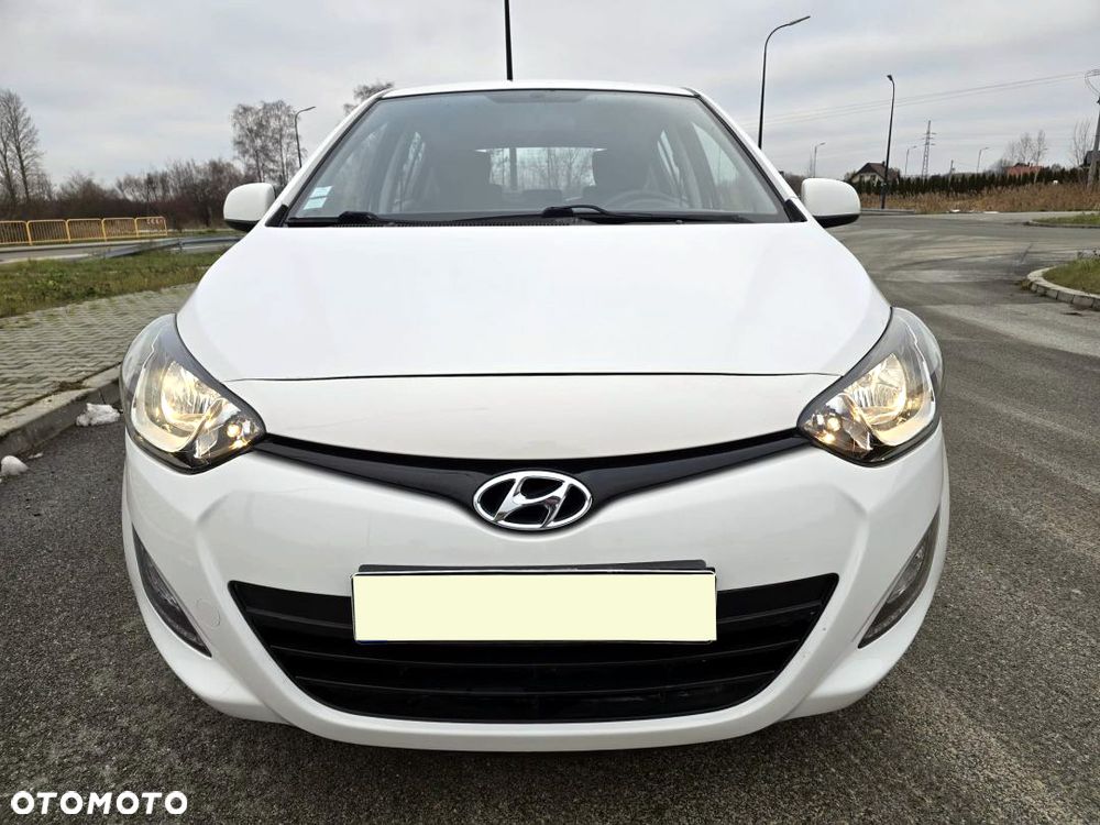 Hyundai i20 1.1 CRDi Comfort - 28