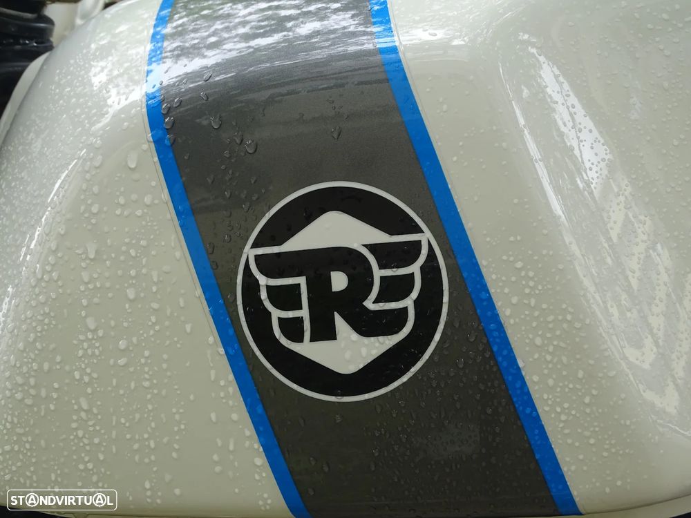 Royal Enfield Continental GT 650 - 15