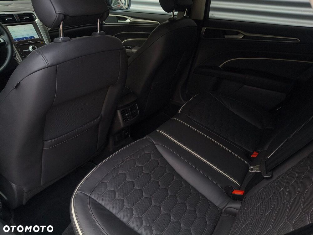 Ford Mondeo 2.0 EcoBlue Vignale - 24