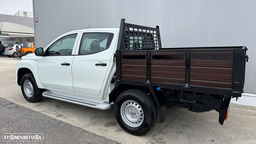Mitsubishi L-200 Cabine dupla 4X2 - 5