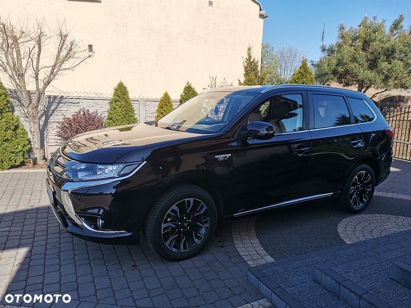 Mitsubishi Outlander 2.0 4WD Plus - 4